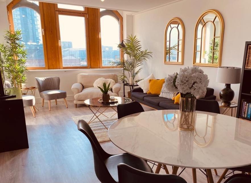 Spacious 2 Bedroom City Pad In Old Street London Exterior photo